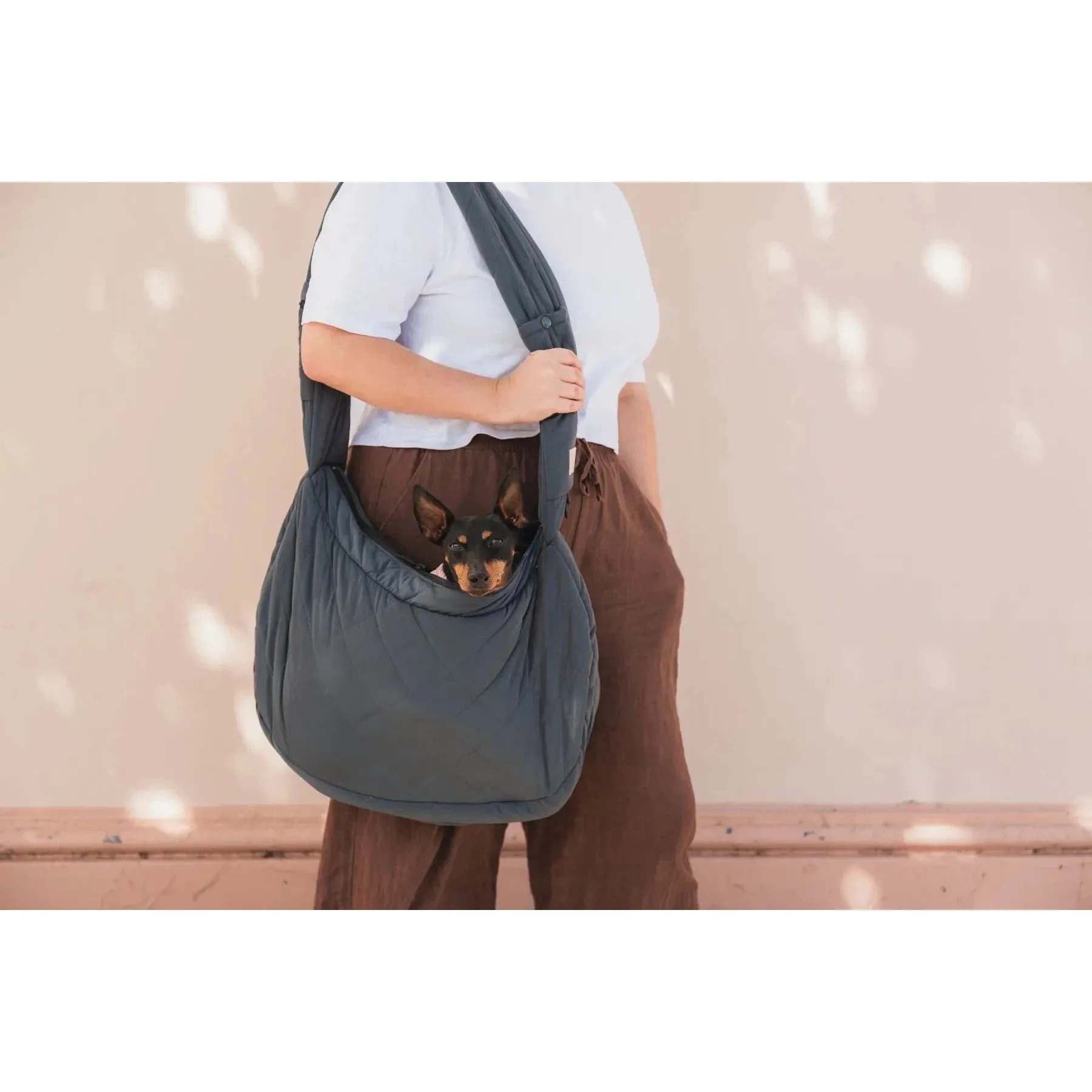 FuzzYard Life Quilted Sling Carrier Slate Grey^^^